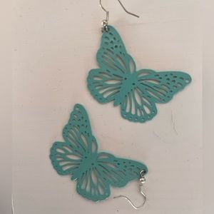 Cute butterfly earrings